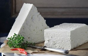 Εργαλείο για την προστασία της φέτας από την Περιφέρεια Θεσσαλίας